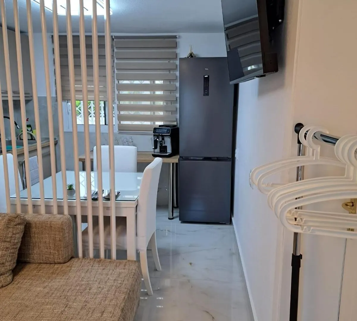 Good Holiday Kallithea  아파트