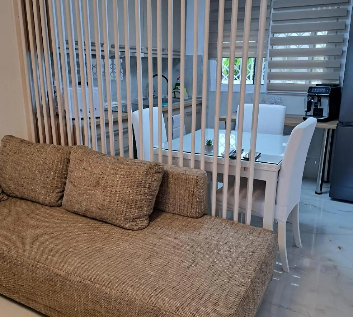 Good Holiday Kallithea  그리스